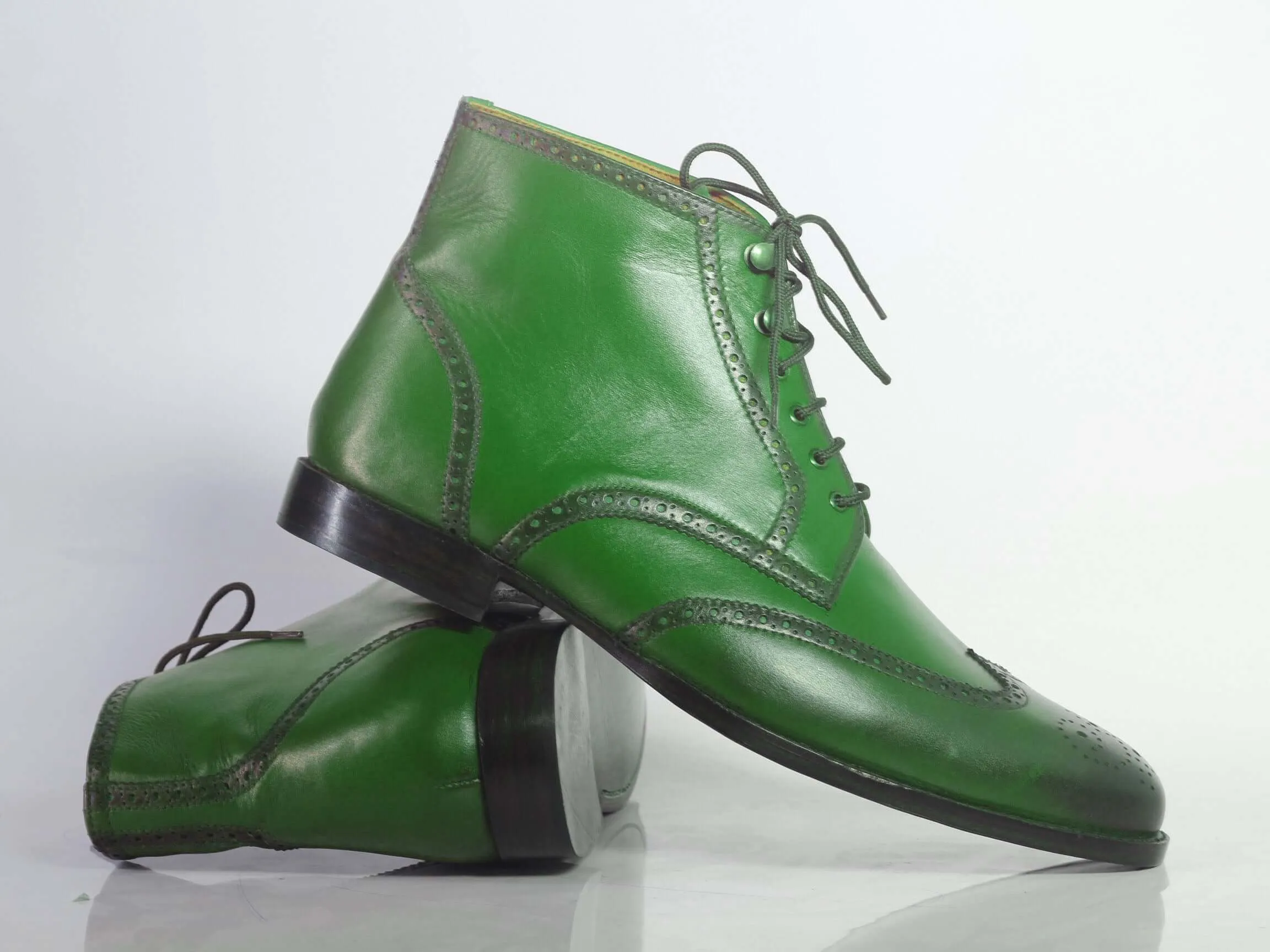 Handmade Men's Green Leather Chukka Boots, Men Wing Tip Brogue Toe Lace Up Boots