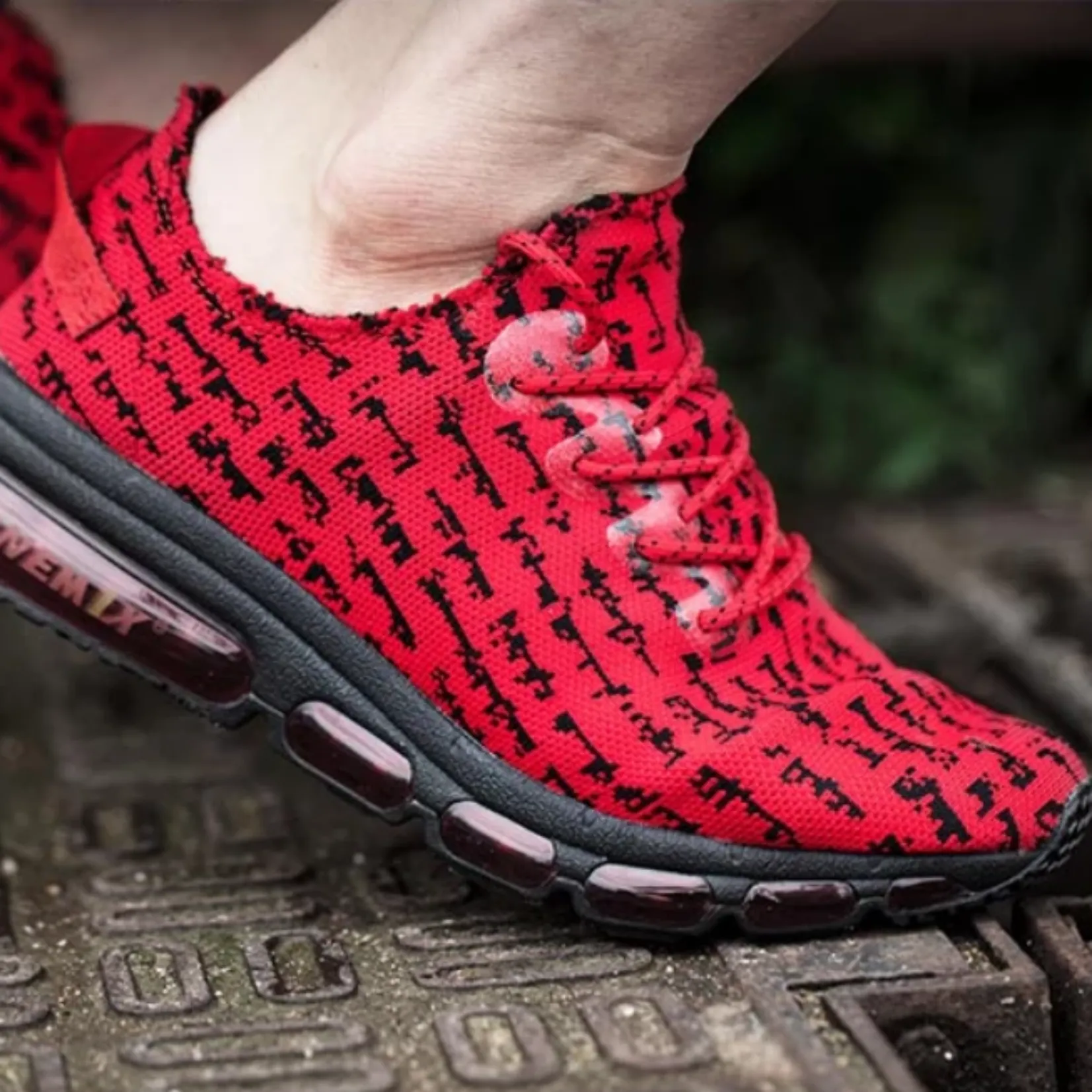 Men's Knitted Mesh Running Sneakers