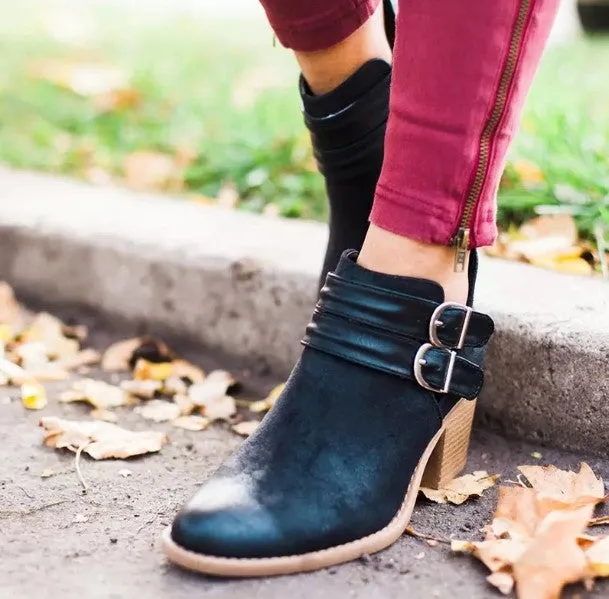 Women's Autumn Casual Buckle Ankle Boots With Wooden Heels